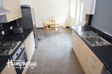 Newcastle Street, Silverdale, ST5