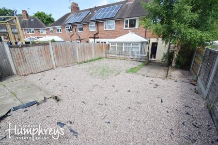 4 bedroom House share to let in St. Andrews Drive, Newcastle-Under-Lyme, ST5