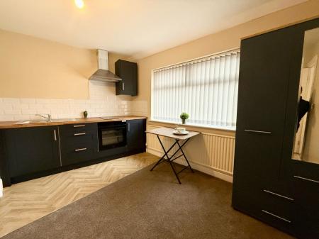 Longport Road, Stoke-On-Trent, ST6
