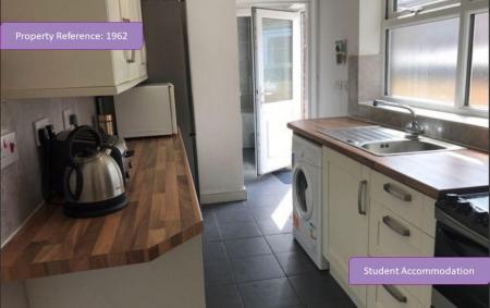 Carlton Road, Shelton, Stoke-On-Trent, ST4