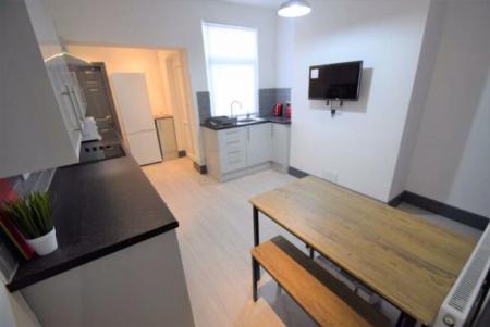 4 bedroom House share to let in Elgin Street, Shelton, Stoke-On-Trent, ST4