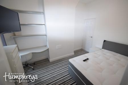 4 bedroom House share to let in Guildford Street, Shelton, Stoke-On-Trent, ST4