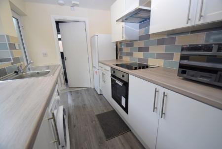 3 bedroom House share to let in Crowther Street, Shelton, Stoke-On-Trent, ST4