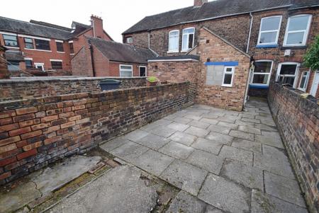 3 bedroom House share to let in Crowther Street, Shelton, Stoke-On-Trent, ST4