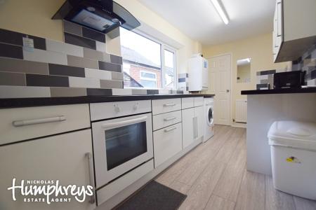 3 bedroom House share to let in Watford Street, Shelton, Stoke-On-Trent, ST4