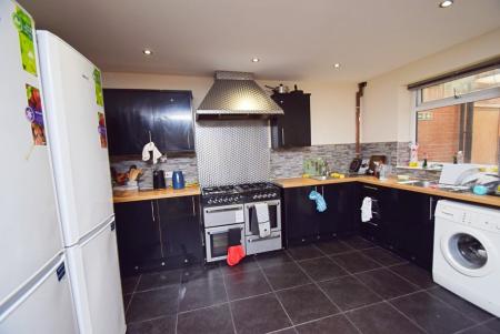 Cauldon Road, Shelton, Stoke-On-Trent, ST4