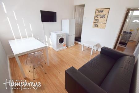 3 bedroom Terraced House to let in Conway Street, Shelton, Stoke-On-Trent, ST4