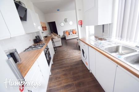 5 bedroom Terraced House to let in Seaford Street, Shelton, Stoke-On-Trent, ST4