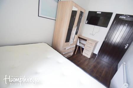 5 bedroom Terraced House to let in Seaford Street, Shelton, Stoke-On-Trent, ST4