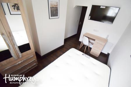 5 bedroom Terraced House to let in Seaford Street, Shelton, Stoke-On-Trent, ST4