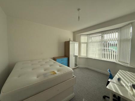 4 bedroom Terraced House to let in Cauldon Road, Stoke-On-Trent, ST4