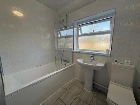 4 bedroom Terraced House to let in Cauldon Road, Stoke-On-Trent, ST4