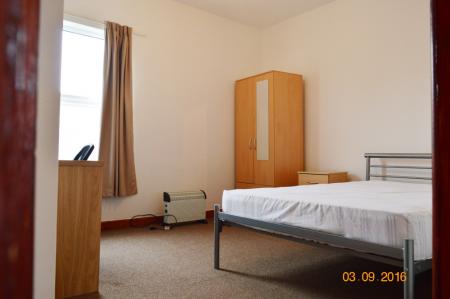 4 bedroom Terraced House to let in Lonsdale Street, Stoke-On-Trent, ST4