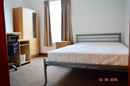 4 bedroom Terraced House to let in Lonsdale Street, Stoke-On-Trent, ST4