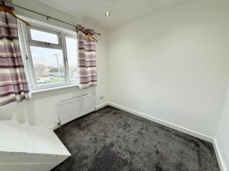 3 bedroom Semi-detached house to let in Bath Road, Silverdale, ST5