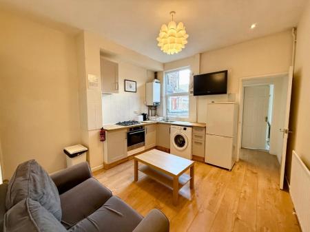 2 bedroom Terraced House to let in Haywood Street, Shelton, Stoke-On-Trent, ST4