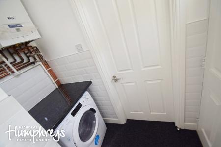 4 bedroom Terraced House to let in Cauldon Road, Shelton, Stoke-On-Trent, ST4