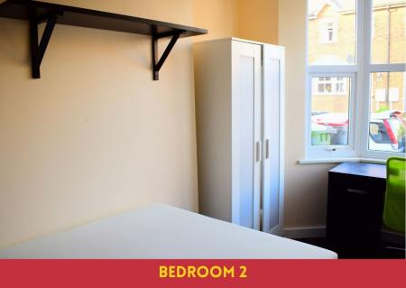 6 bedroom Semi-detached house to let in Gordon Road, Wincheap, CT1