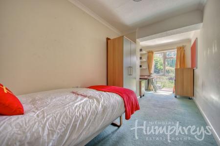 1 bedroom House share to let in Kemsing Gardens, Canterbury, CT2