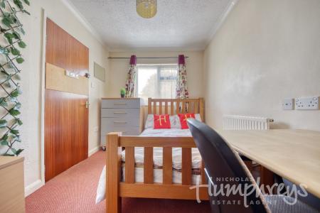 1 bedroom House share to let in Kemsing Gardens, Canterbury, CT2