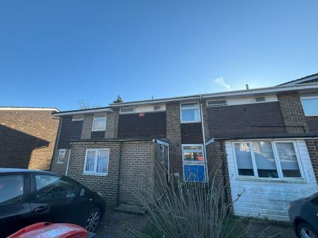 5 bedroom Terraced House to let in Kemsing Gardens, Canterbury, CT2