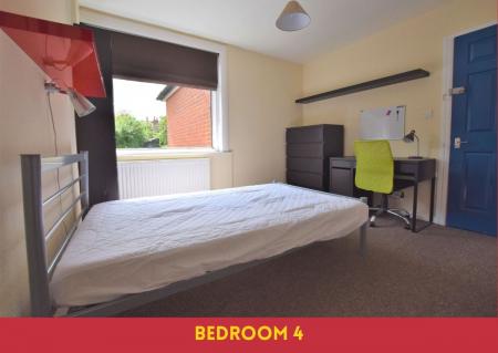 5 bedroom Terraced House to let in Martyrs Field Road, Wincheap, CT1