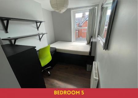 6 bedroom Semi-detached house to let in North Holmes Road, Canterbury, CT1