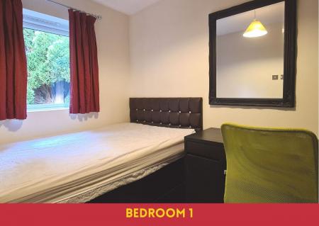 5 bedroom Semi-detached house to let in Rushmead Close, Canterbury, CT2