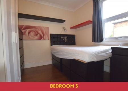 6 bedroom Semi-detached house to let in Sturry Road, Canterbury, CT1