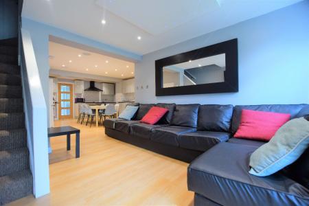 7 bedroom Semi-detached house to let in Tenterden Drive, Canterbury, CT2