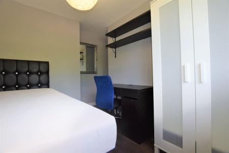 7 bedroom Semi-detached house to let in Tenterden Drive, Canterbury, CT2