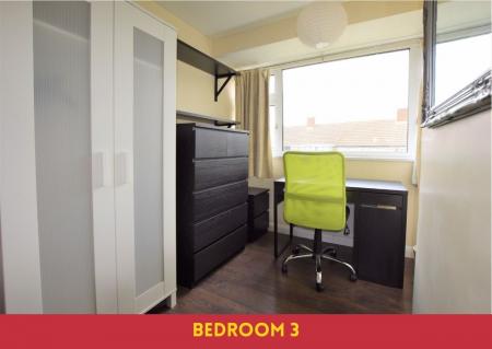 5 bedroom Semi-detached house to let in 5 Bed Student Home - 15 Rhodaus Close