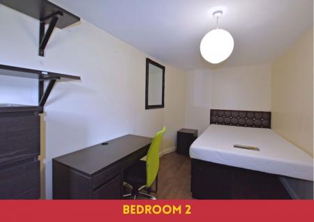 5 bedroom Semi-detached house to let in 5 Bed Student Home - 15 Rhodaus Close