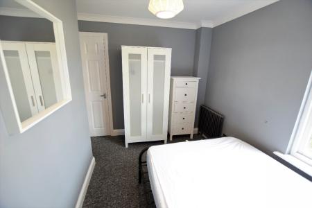 2 bedroom Apartment to let in 2 Bedroom Student Home - Stirling Court, City Centre
