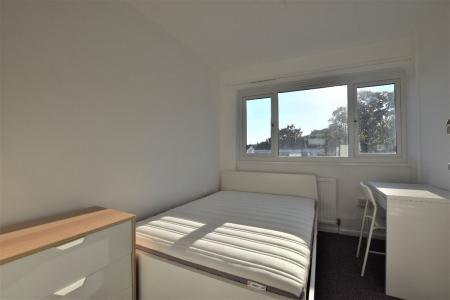 4 bedroom Terraced House to let in 4 Bedroom Student Home -UKC - 53 Downs Rd