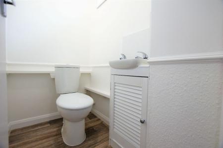 5 bedroom Terraced House to let in Downs Road, Canterbury - Close to UKC