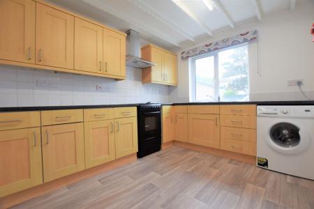 37 Downs Road, Canterbury - UKC