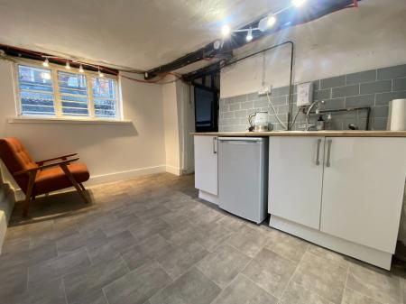 0 bedroom Shop to let in Burgate, Canterbury