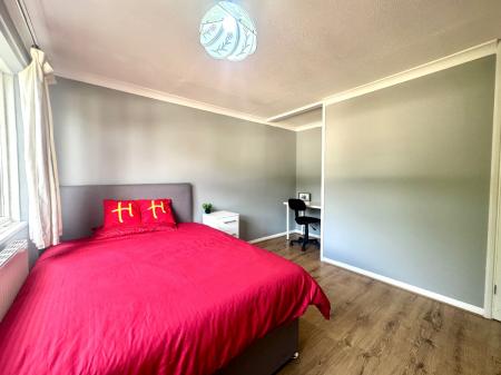 4 bedroom Semi-detached house to let in 4 Bedroom Student Home -8 Ancress Close, UKC