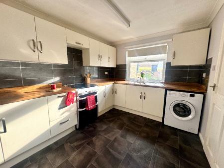 4 Bedroom Student Home -8 Ancress Close, UKC