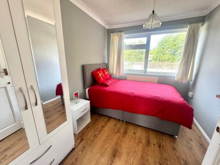 4 bedroom Semi-detached house to let in 4 Bedroom Student Home -8 Ancress Close, UKC