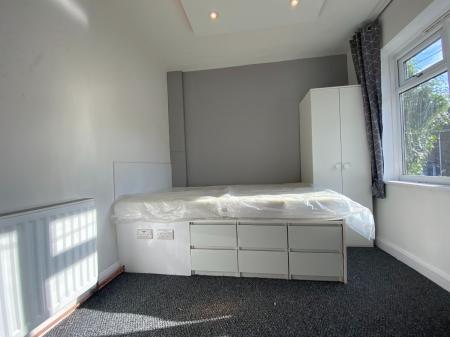 5 bedroom Terraced House to let in 5 Bedroom Student Home - 9 Montfort Close, UKC