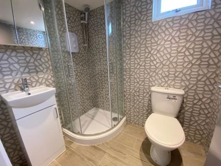 6 bedroom Terraced House to let in 6 Bedroom Student Home - 32 Downs Road, UKC