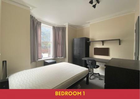 6 bedroom Semi-detached house to let in 6 Bed Student Home - 121 Sturry Road, Canterbury