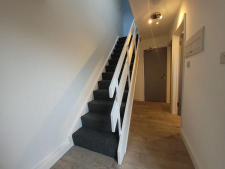 6 bedroom Semi-detached house to let in 5 Bed Student Home - 72 Downs Road, Canterbury