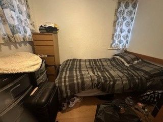 5 bedroom Semi-detached house to let in 5 Bed Student Home - 26College Road, Canterbury