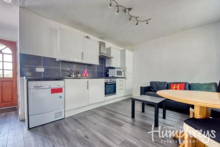 3 bedroom Terraced House to let in Goudhurst Close