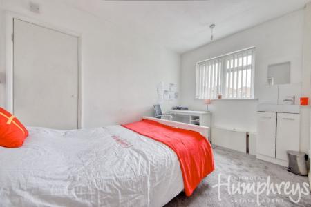 3 bedroom Terraced House to let in Goudhurst Close