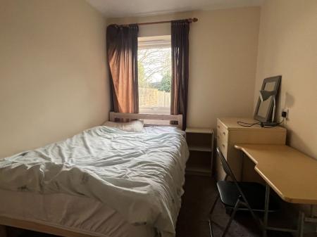 5 bedroom Terraced House to let in 5 Bed Student Home - 61 Kemsing Gardens