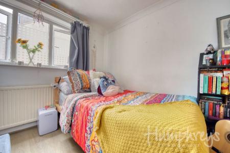 5 bedroom Terraced House to let in Regency Place, Canterbury